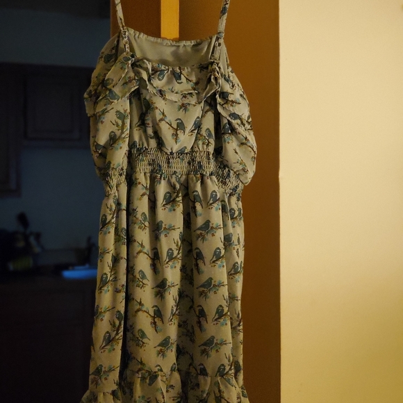 Dress - Picture 2 of 4